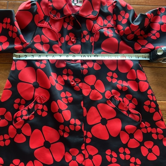Elija Blue and Red Floral 3/4 Sleeve jacket Made in Seoul - Picture 9 of 10